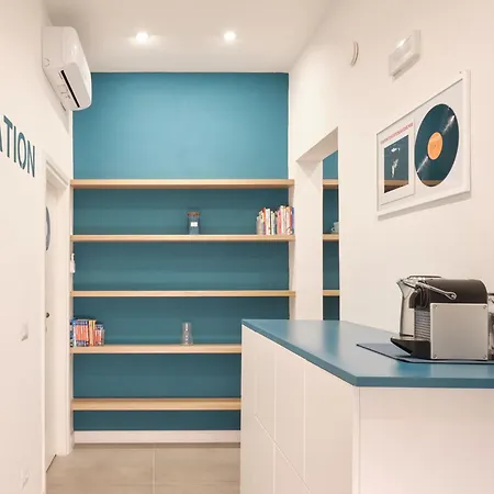 Station To Station Ensuite
